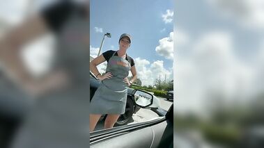 Dunkin Donuts Cashier orders some BBC Porn